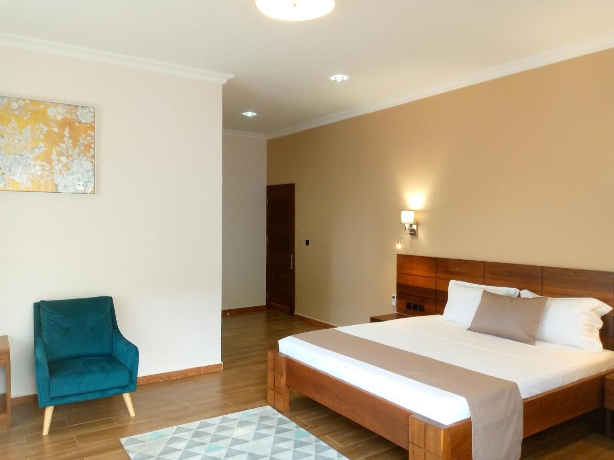 Soa Lia Hotel Miandrivazo Zewnętrze zdjęcie